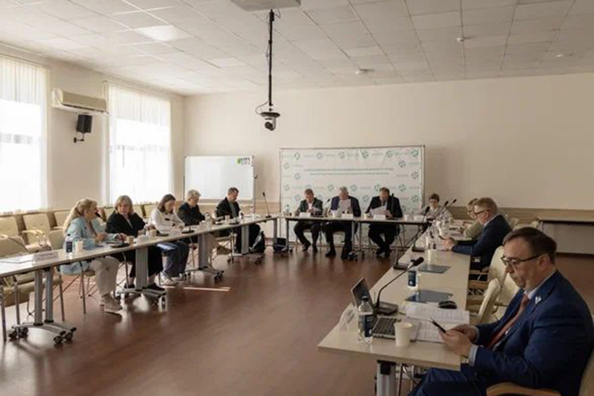 О пилотном проекте по внедрению института  профессиональных степеней в социально-трудовой сфере